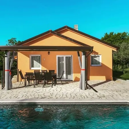 Vikendica Pendolina Mit Privatem Pool Und Jacuzzi By Interhome *