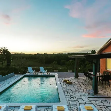 Vikendica Pendolina Mit Privatem Pool Und Jacuzzi By Interhome Buroli