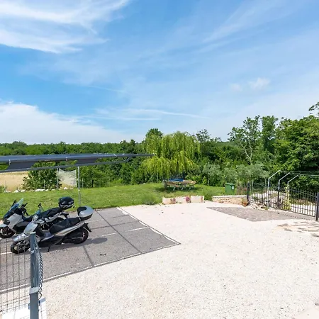 Pendolina Mit Privatem Pool Und Jacuzzi By Interhome Vikendica *