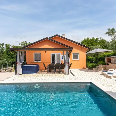 Vikendica Pendolina Mit Privatem Pool Und Jacuzzi By Interhome *