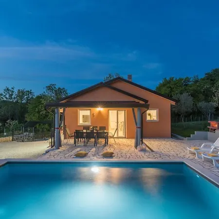 Pendolina Mit Privatem Pool Und Jacuzzi By Interhome *