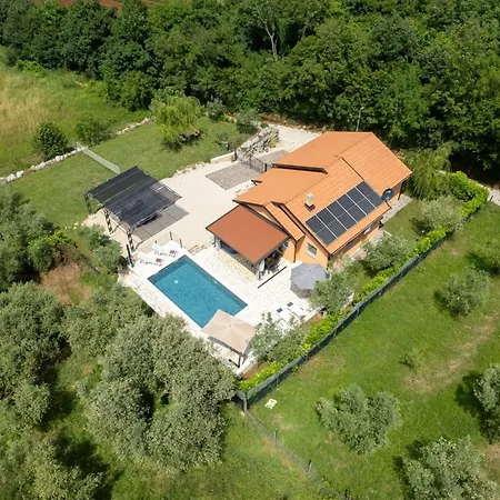 Pendolina Mit Privatem Pool Und Jacuzzi By Interhome