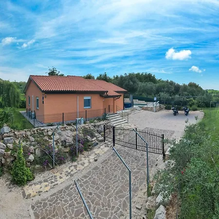 Pendolina Mit Privatem Pool Und Jacuzzi By Interhome * Buroli